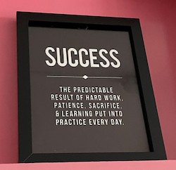 SMALL MOTIVATIONAL WORD ART: SM - SUCCESS.....