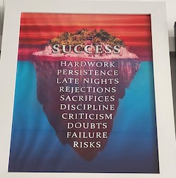 LARGE MOTIVATIONAL ART: LM - SUCCESS....
