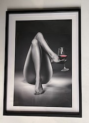SENSUAL ART: SEXY LEGS RED WINE - SJ-SLRW-7353**