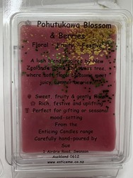 🔥ORNAMENTAL CANDLES WITH ATTITUDE 🔥: 1D - MELTS - 🌺 Pohutukawa Blossom & Berries**