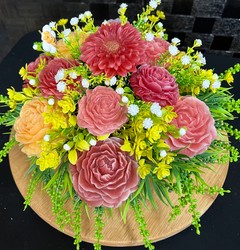 Our Hire Collection: 🌸 HONEYBEE FLORAL BOWL DISPLAY 🌸